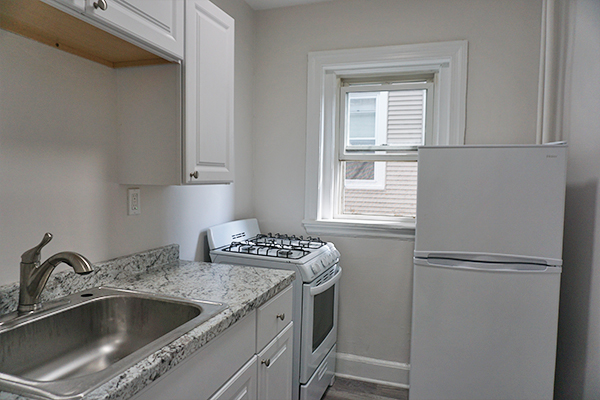 95 Adams St, South Side