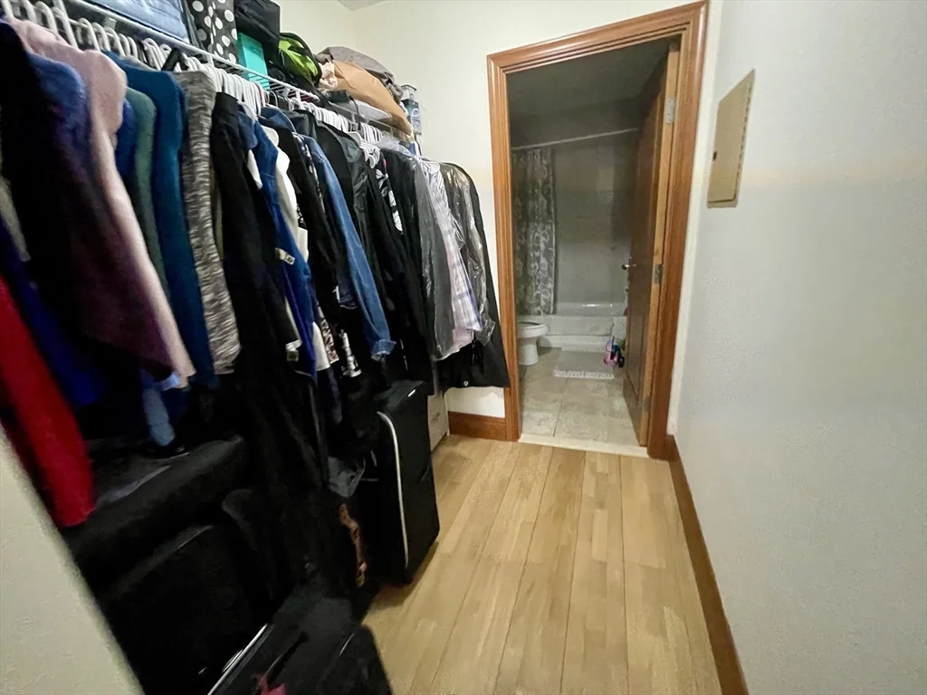 2440 Massachusetts Ave, North Cambridge