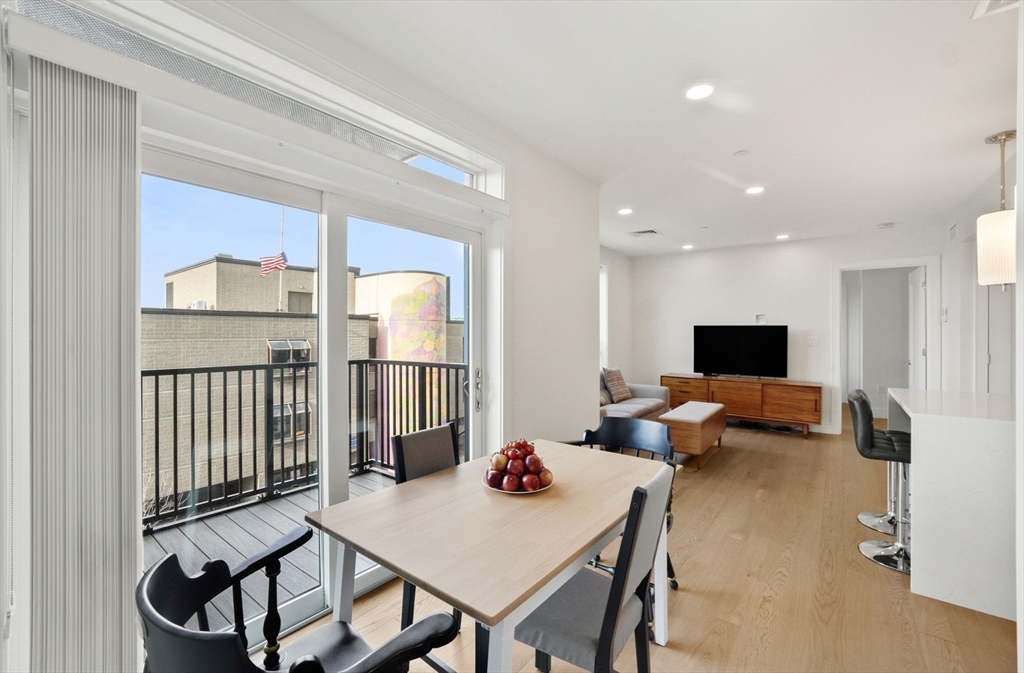 301 Border St, Central Square