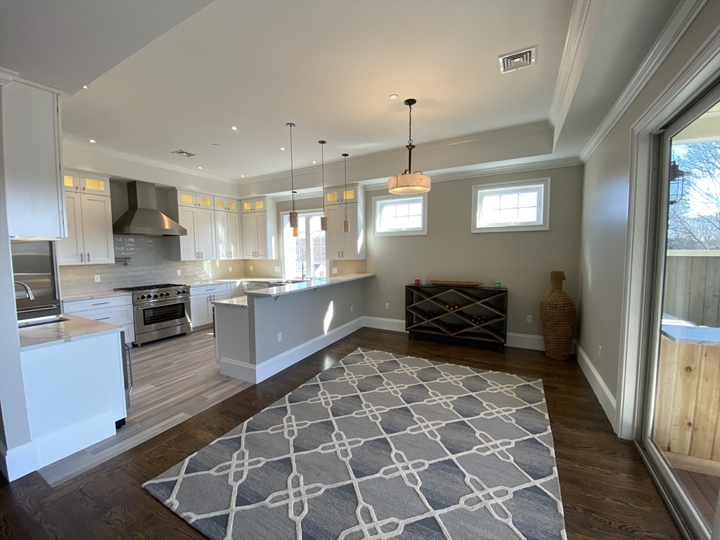 846 Main St, Winchester