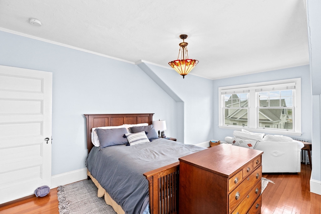 4 Glover Ave, Allerton