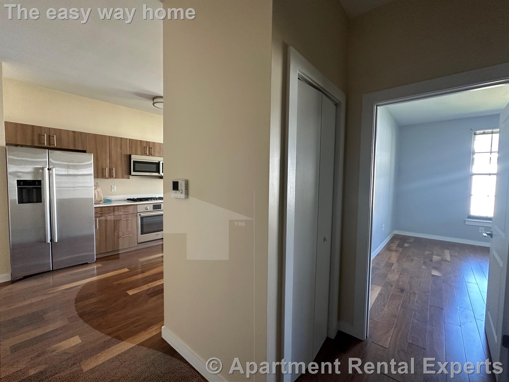 45 1st Ave, Charlestown