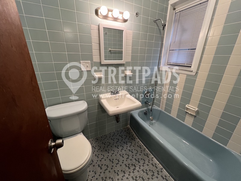 2018 Commonwealth Ave, Brighton