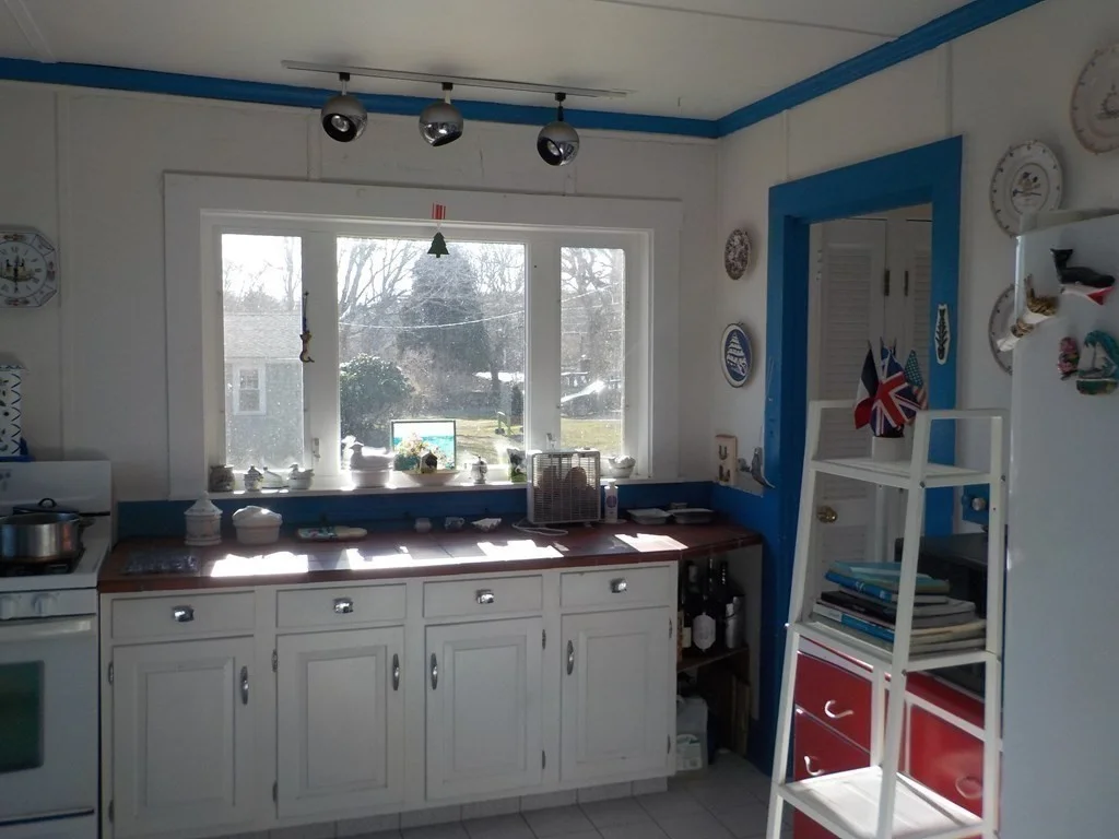 186 Brayton Point Rd, Acoaxet