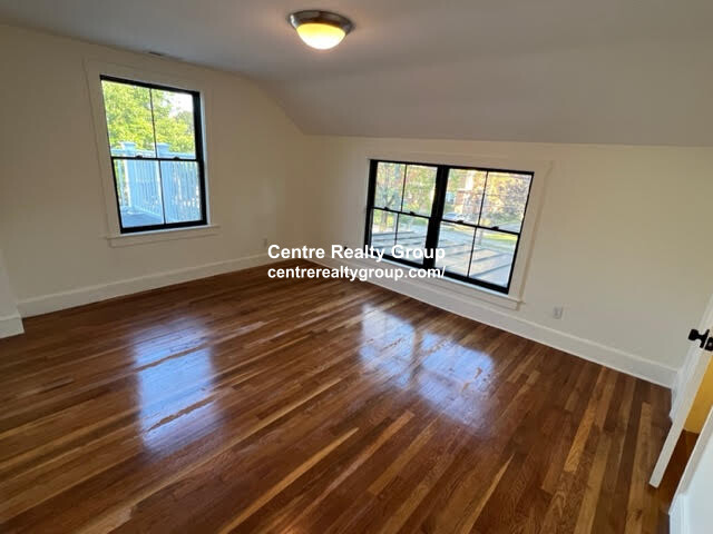 769 Watertown St, Nonantum