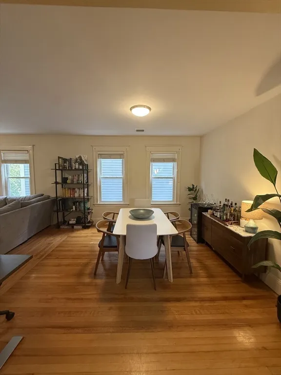 158 Hampshire St, Inman Square