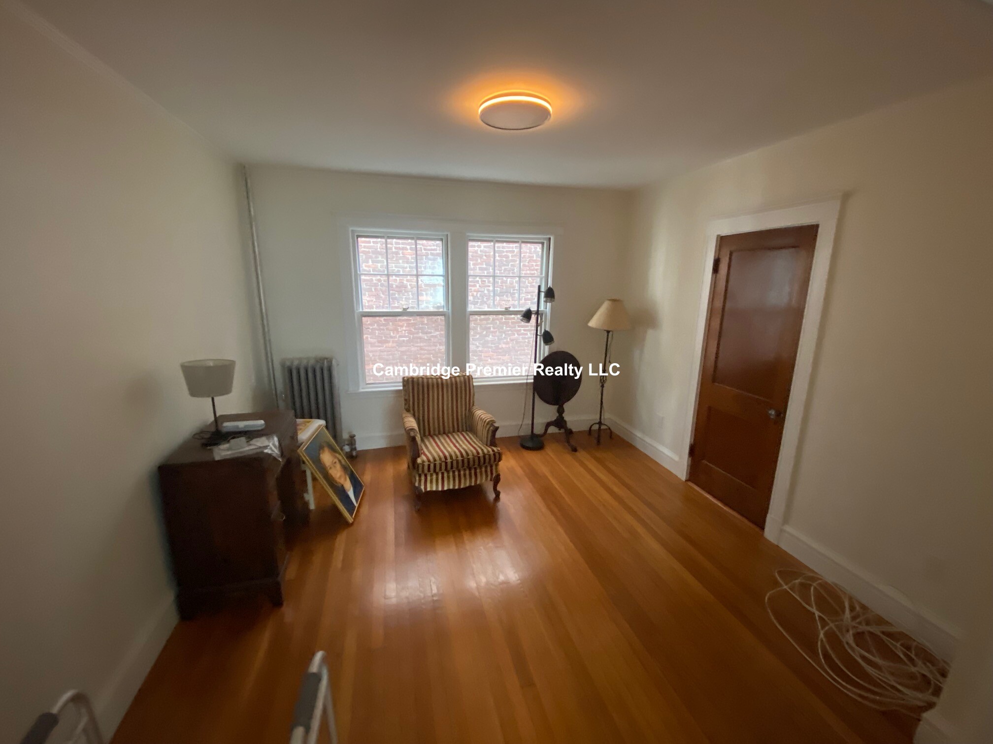 3 bed, 1 bath apartment for rent at 33 Concord Ave Unit 33, Neighborhood Nine — photo 3 of 34
