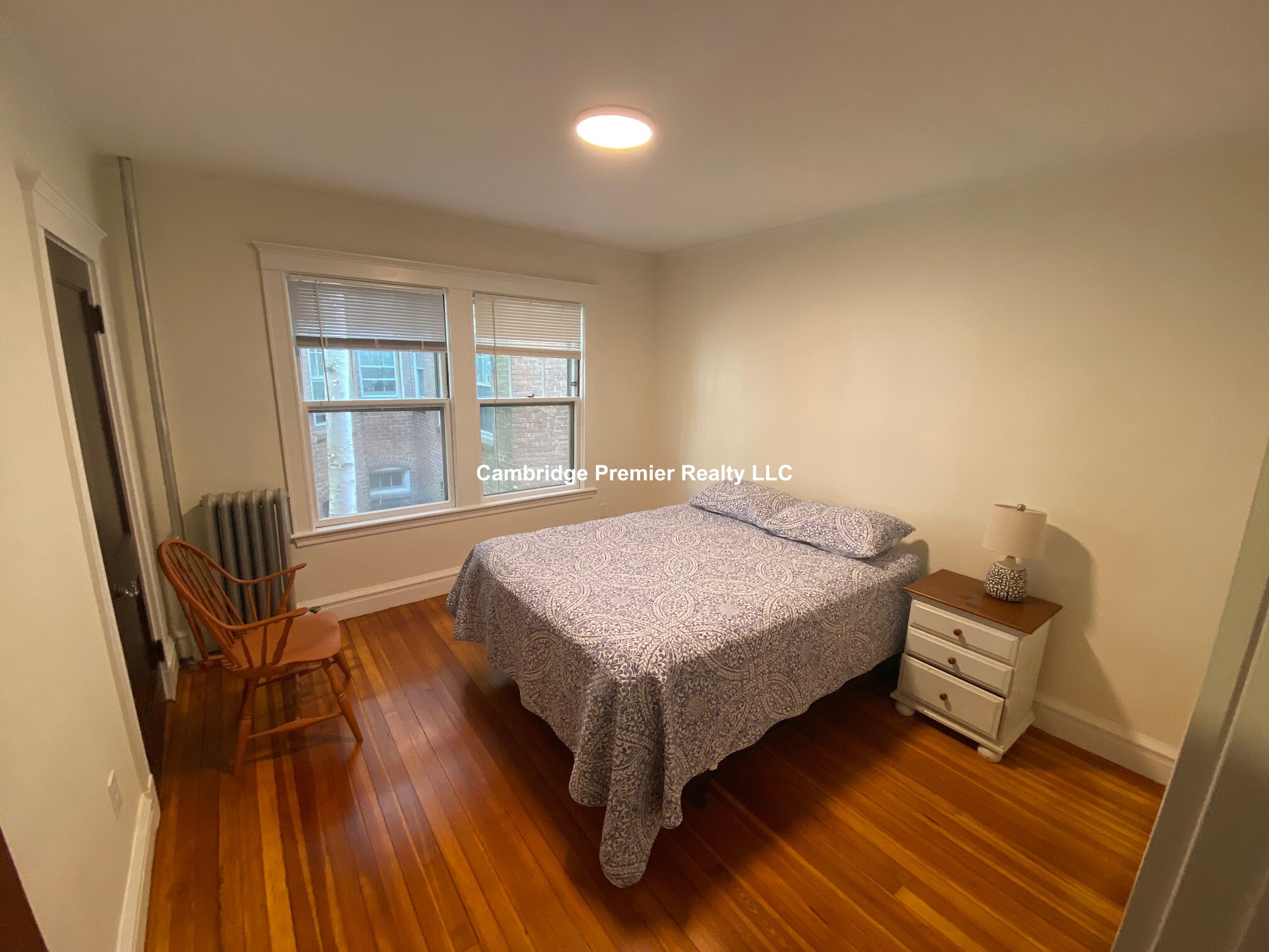 3 bed, 1 bath apartment for rent at 33 Concord Ave Unit 33, Neighborhood Nine — photo 6 of 34