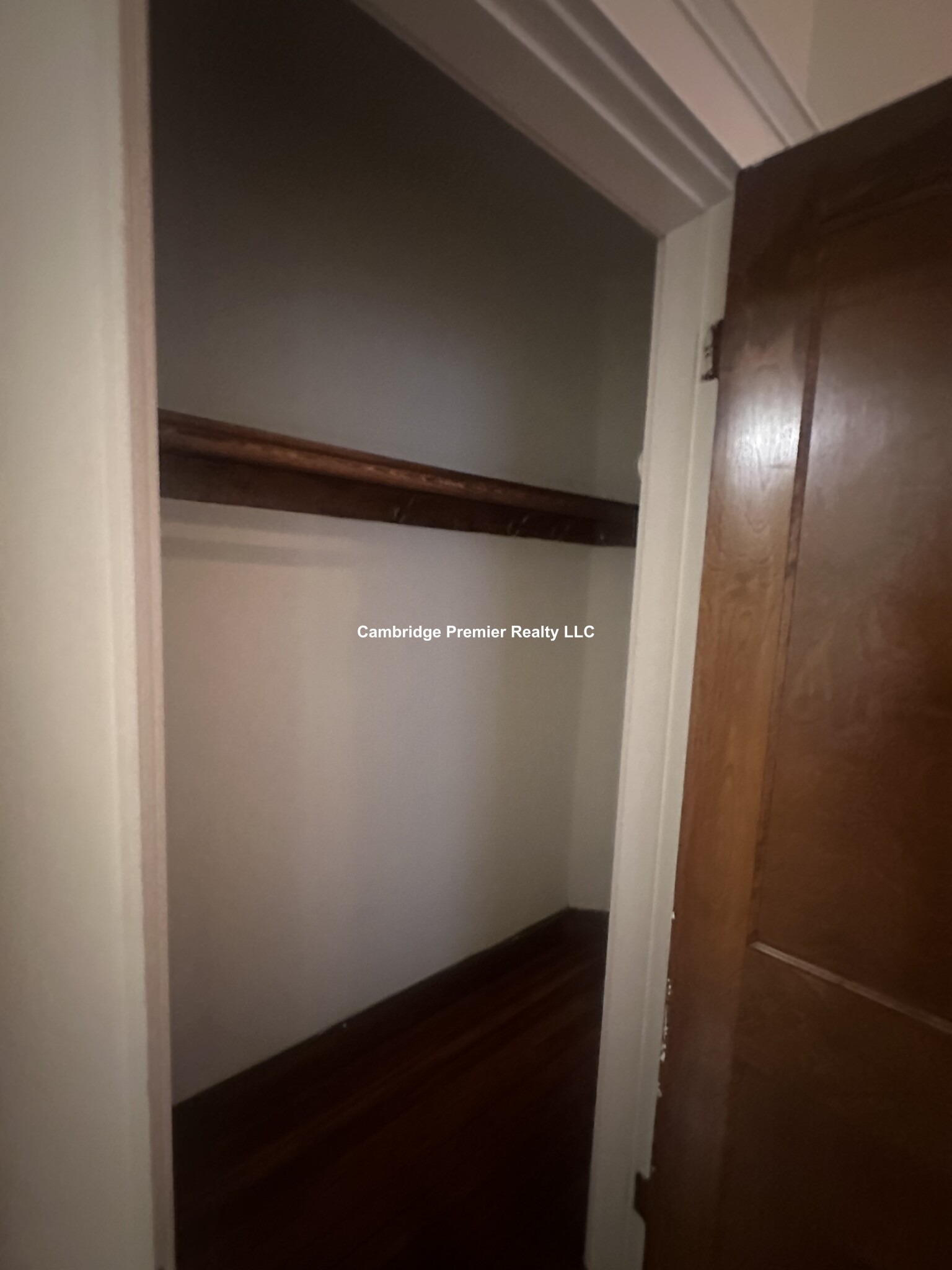 3 bed, 1 bath apartment for rent at 33 Concord Ave Unit 33, Neighborhood Nine — photo 19 of 34