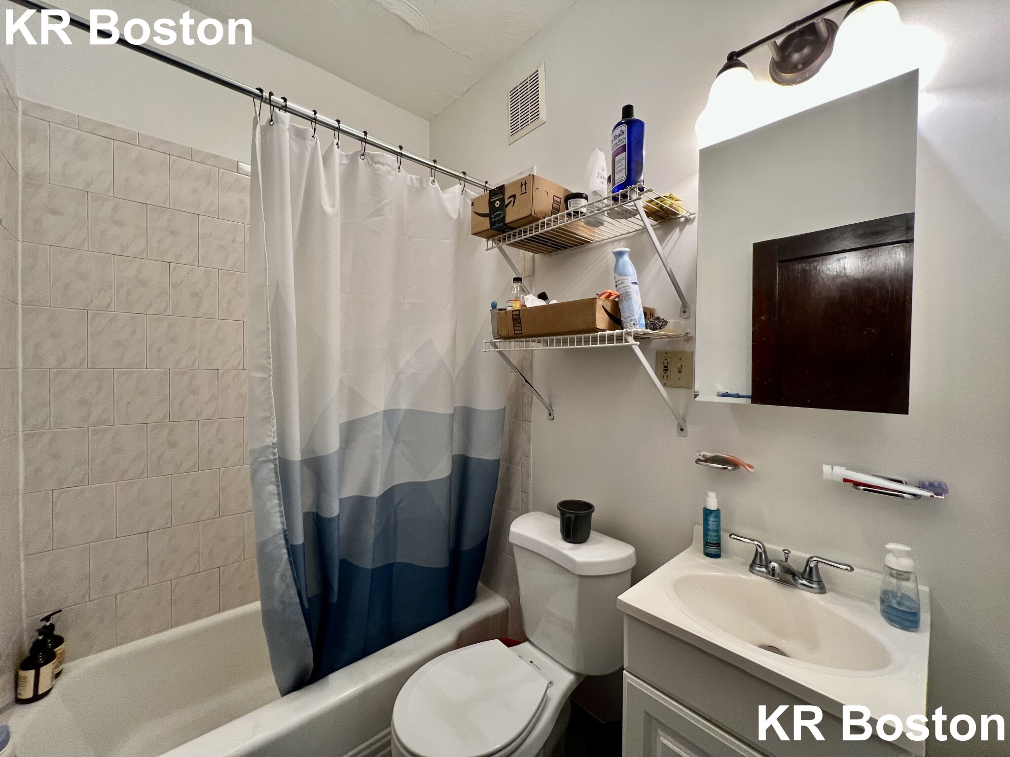 1 bed, 1 bath apartment for rent at 33 Highgate St Unit 8a, Allston — photo 3 of 3