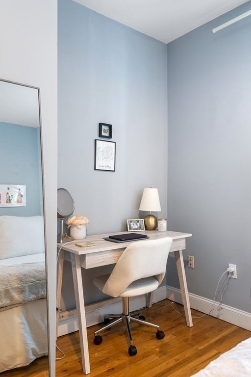 4 bed, 2 bath apartment for rent at 330 E St Unit 1, South Boston — photo 10 of 27