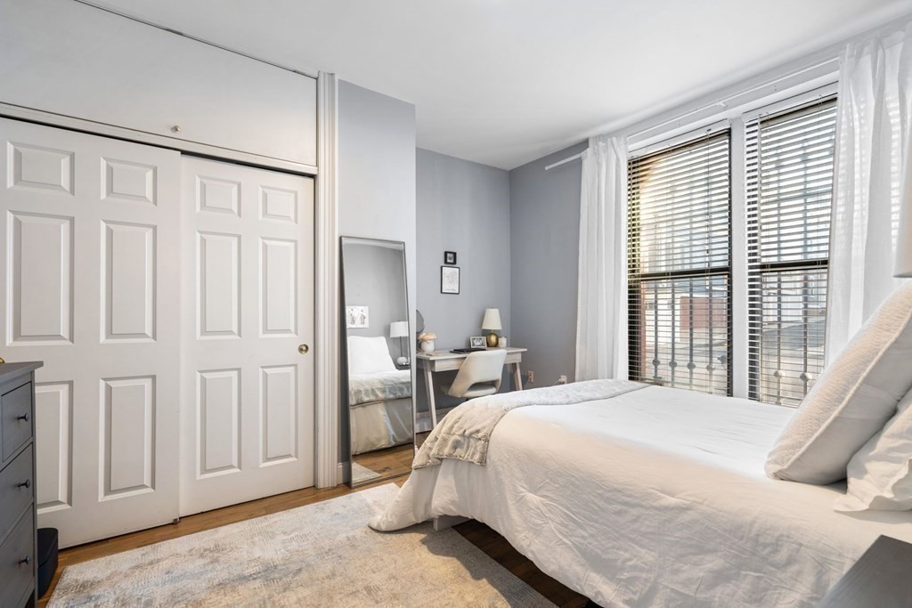 4 bed, 2 bath apartment for rent at 330 E St Unit 1, South Boston — photo 11 of 27