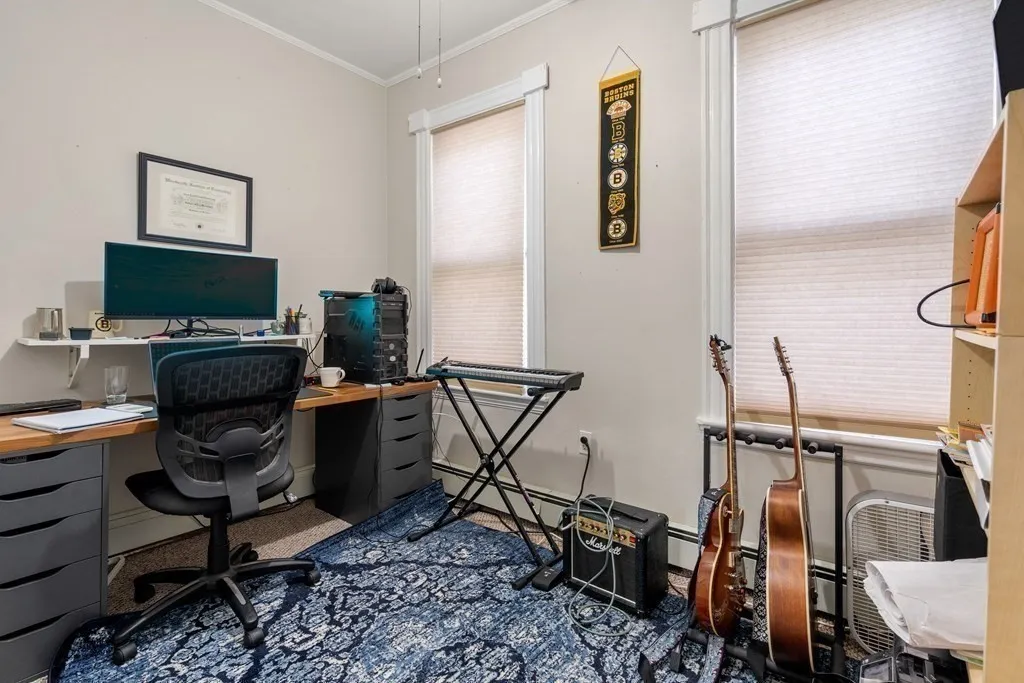 264 Maverick St, East Boston