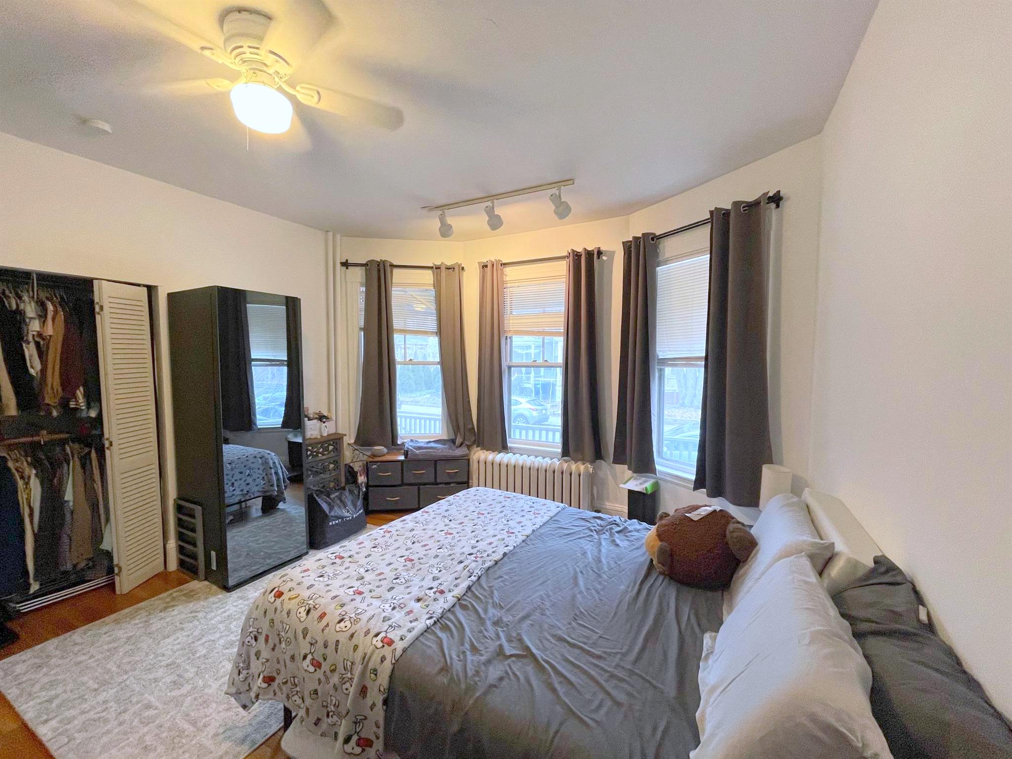 1.5 bed, 1 bath apartment for rent at 46 Meacham Rd Unit 1, Davis Square — photo 8 of 12