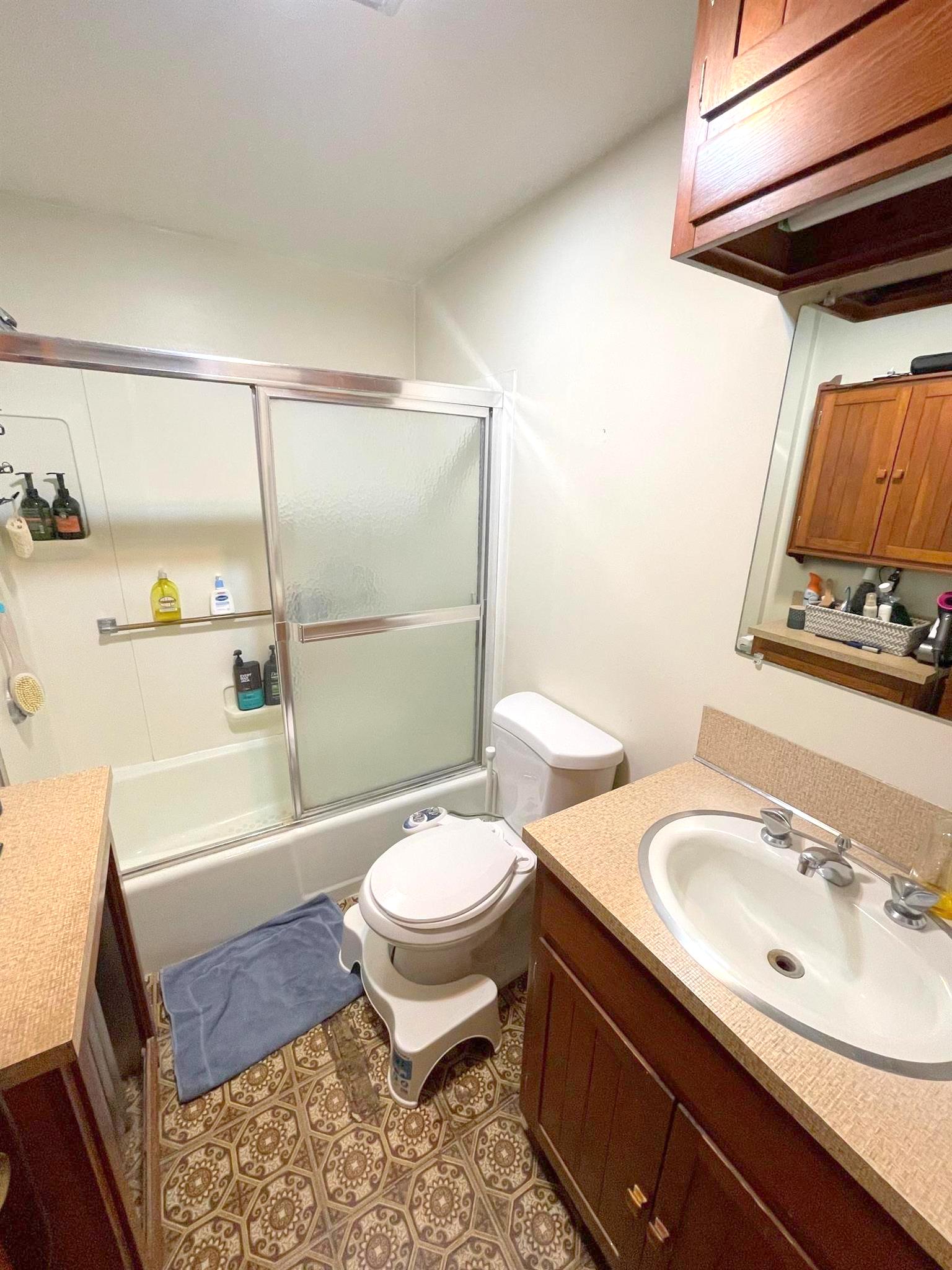 1.5 bed, 1 bath apartment for rent at 46 Meacham Rd Unit 1, Davis Square — photo 9 of 12