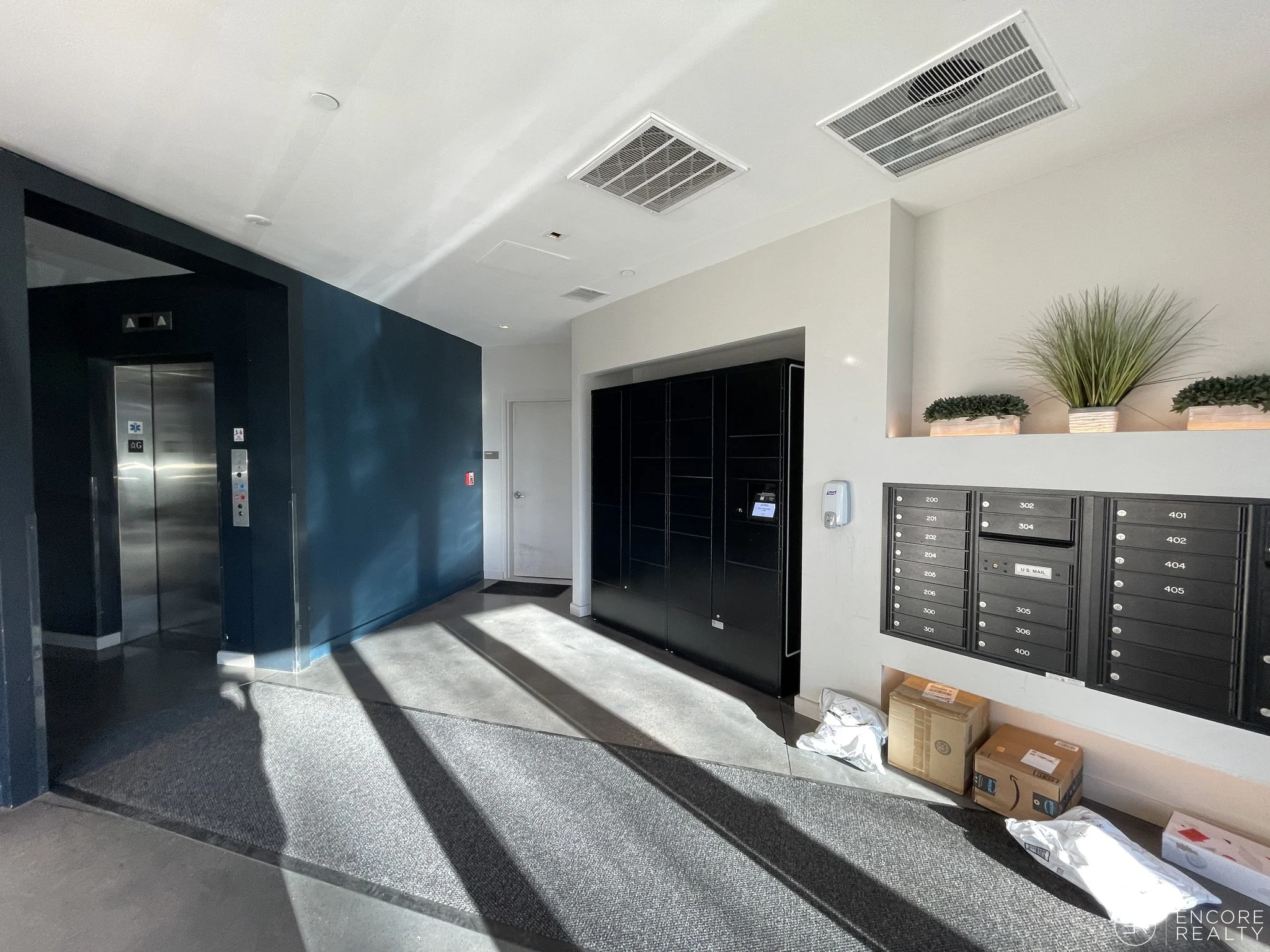 455 Harvard St, North Brookline