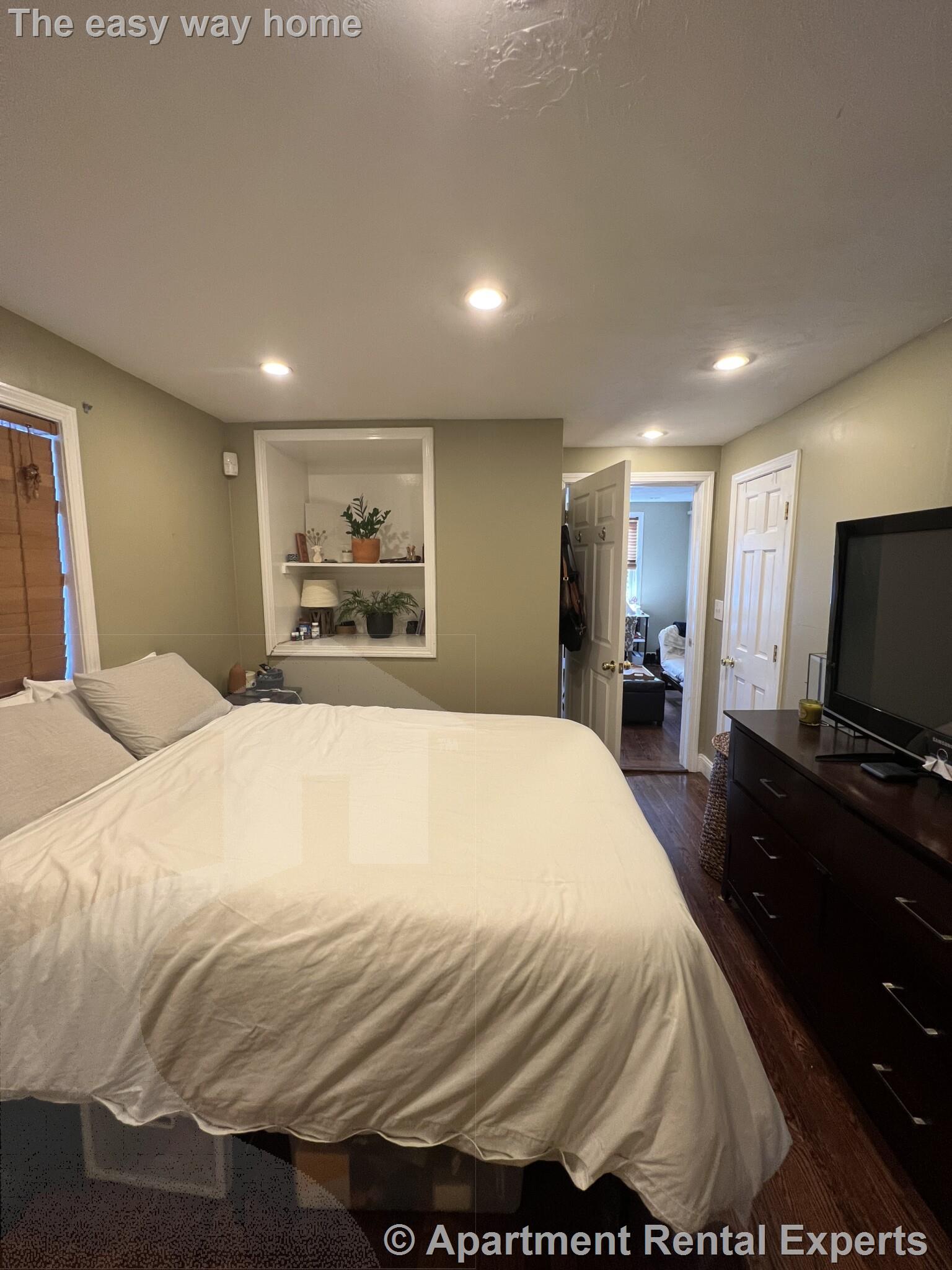 735 Somerville Ave, Porter Square