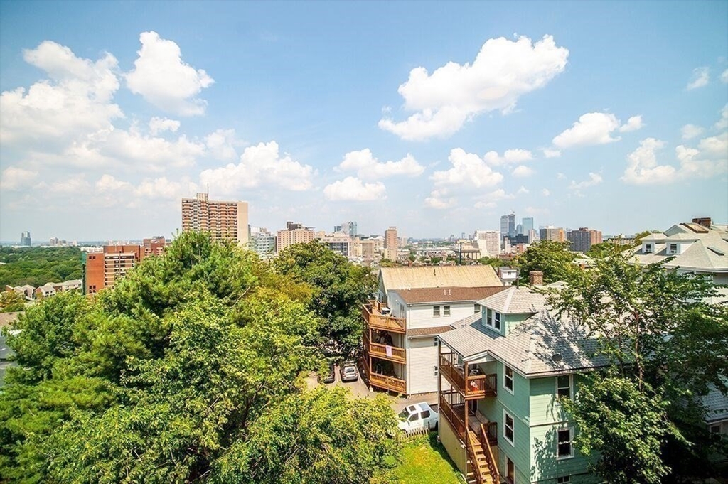 70 Parker Hill Ave, Mission Hill