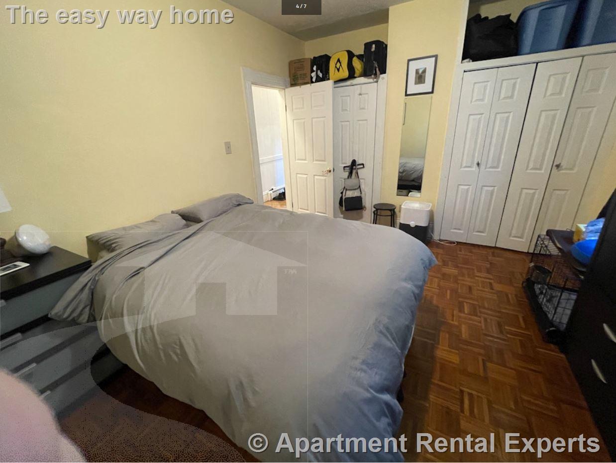 204 River St, Central Square