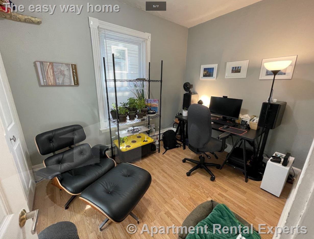 204 River St, Central Square