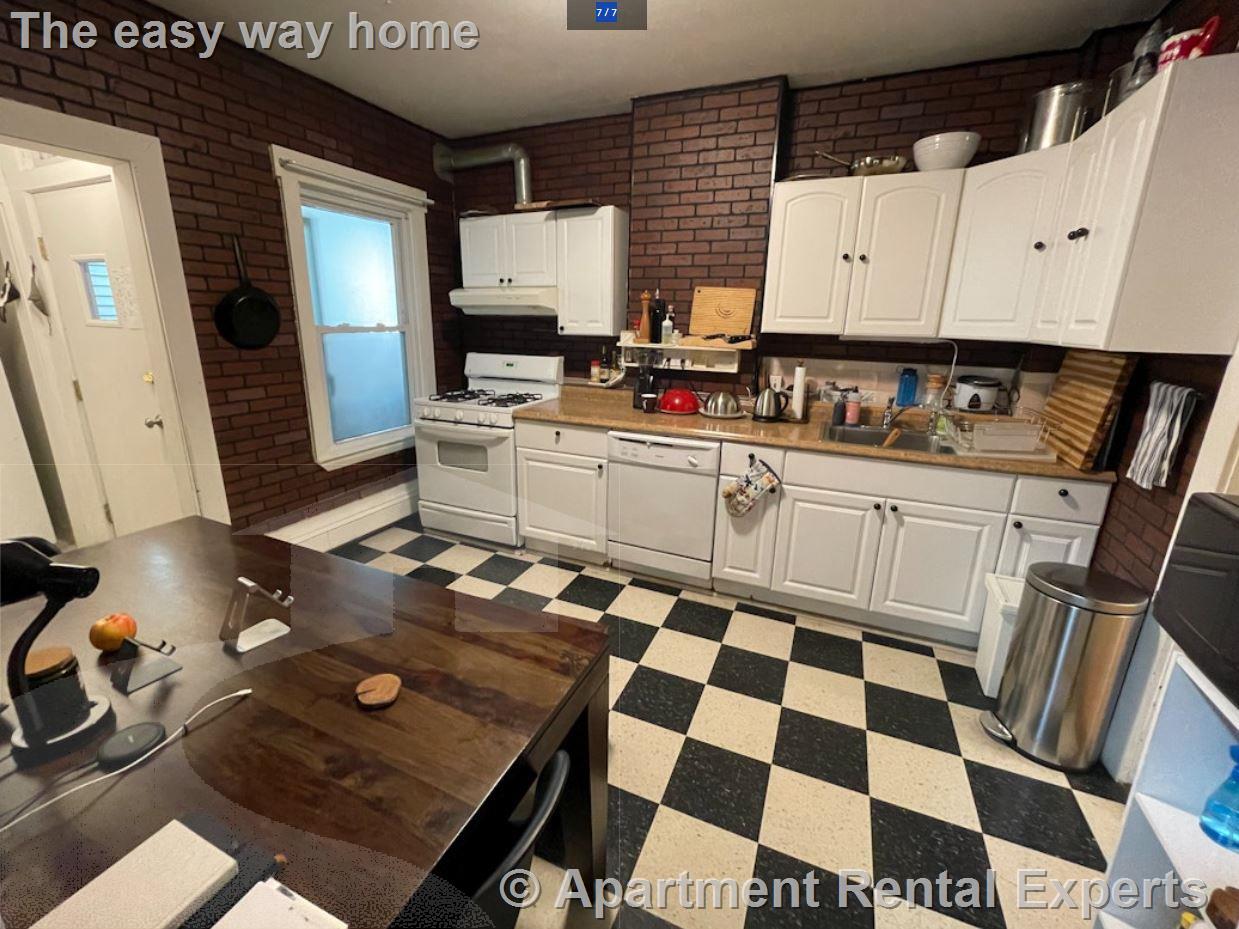 204 River St, Central Square