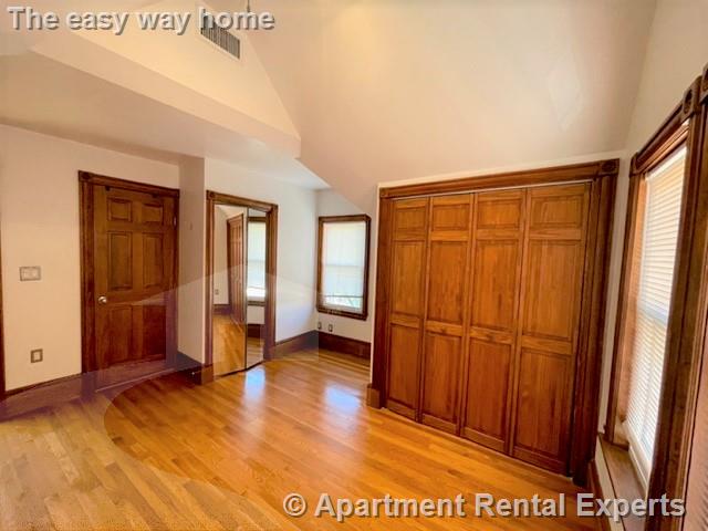 15 Conwell St, Davis Square