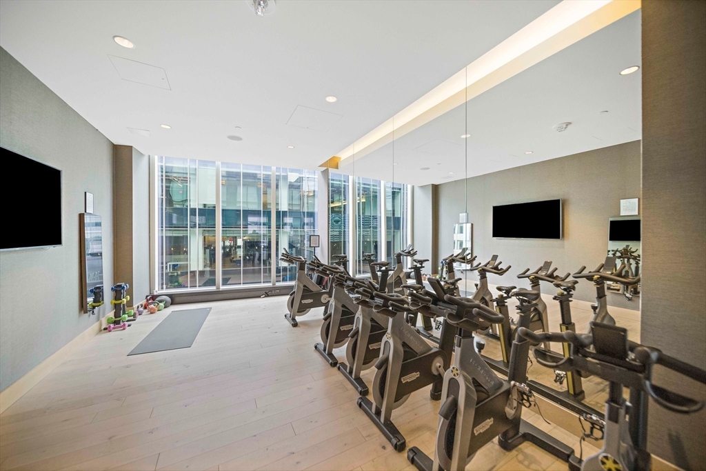 1 Franklin St, Midtown