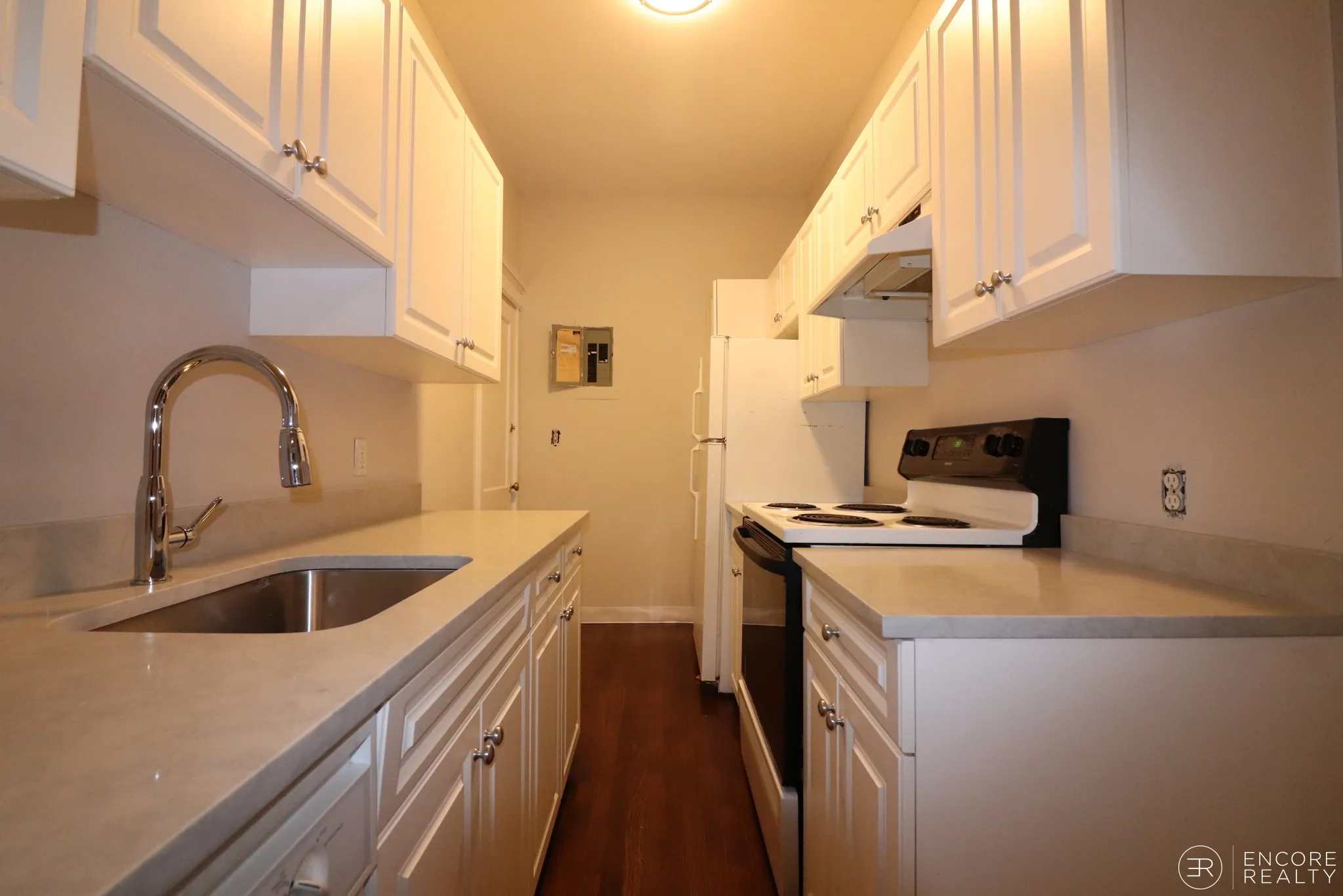 11 Stearns Rd, Coolidge Corner