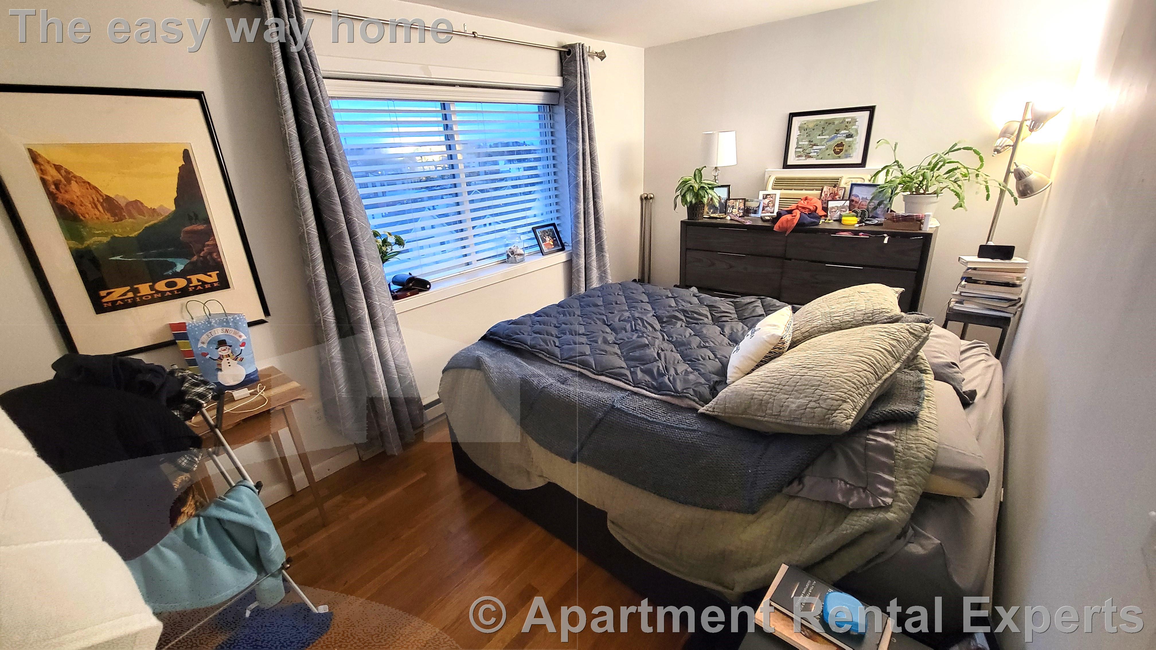 70 Park St, Ward Two