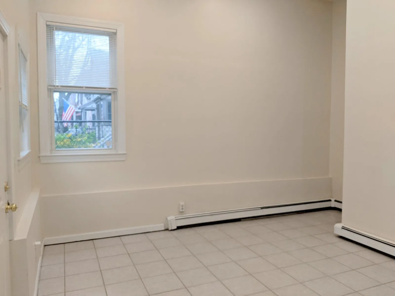 83 Yorktown St, Davis Square