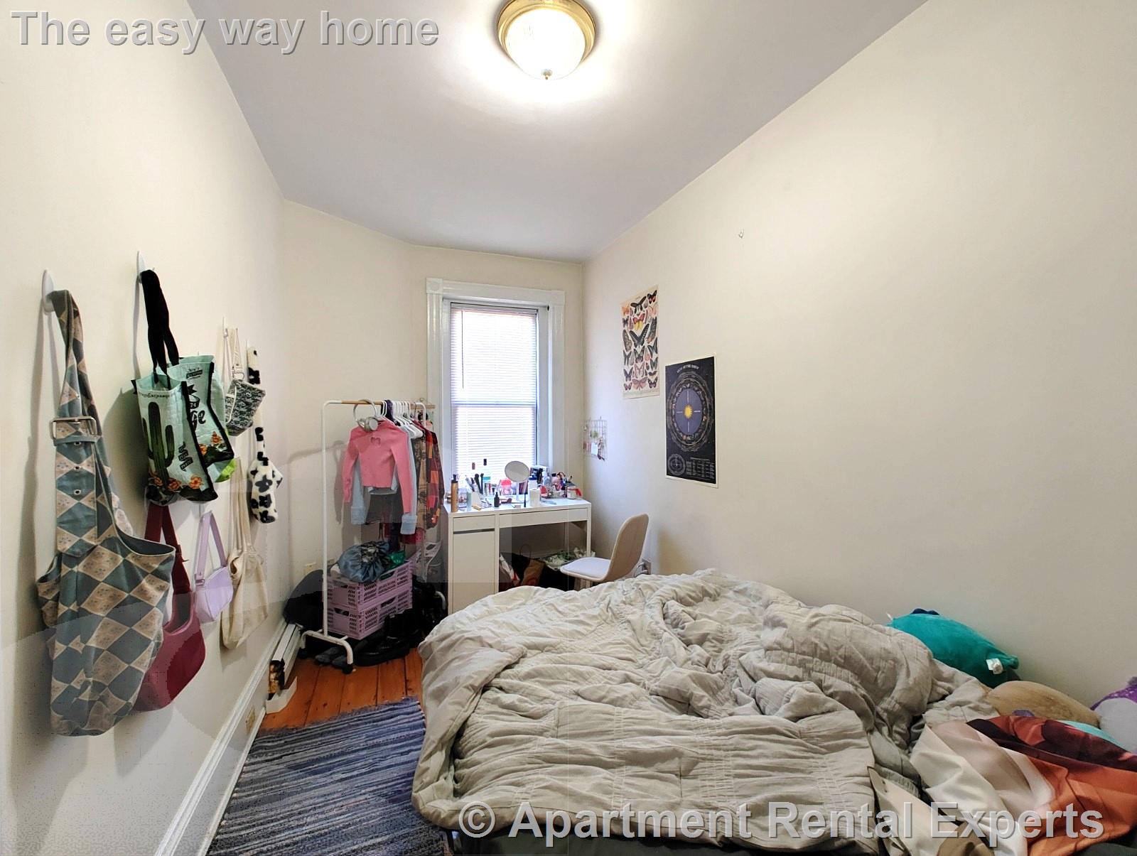 313 Cambridge St, East Cambridge