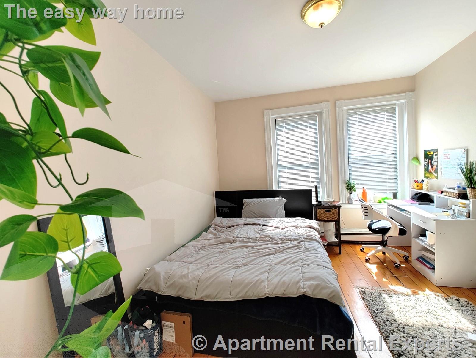 313 Cambridge St, East Cambridge