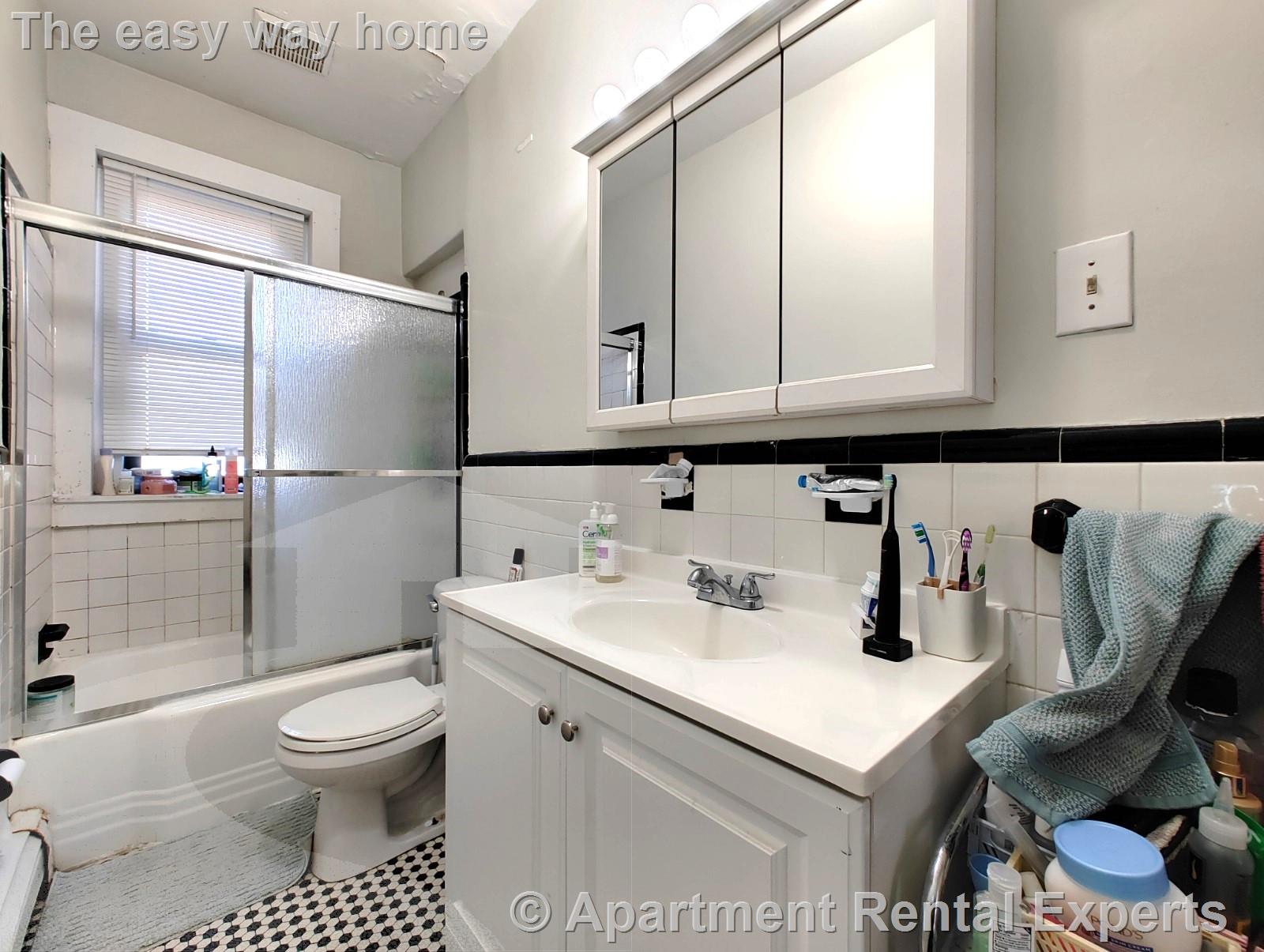 313 Cambridge St, East Cambridge