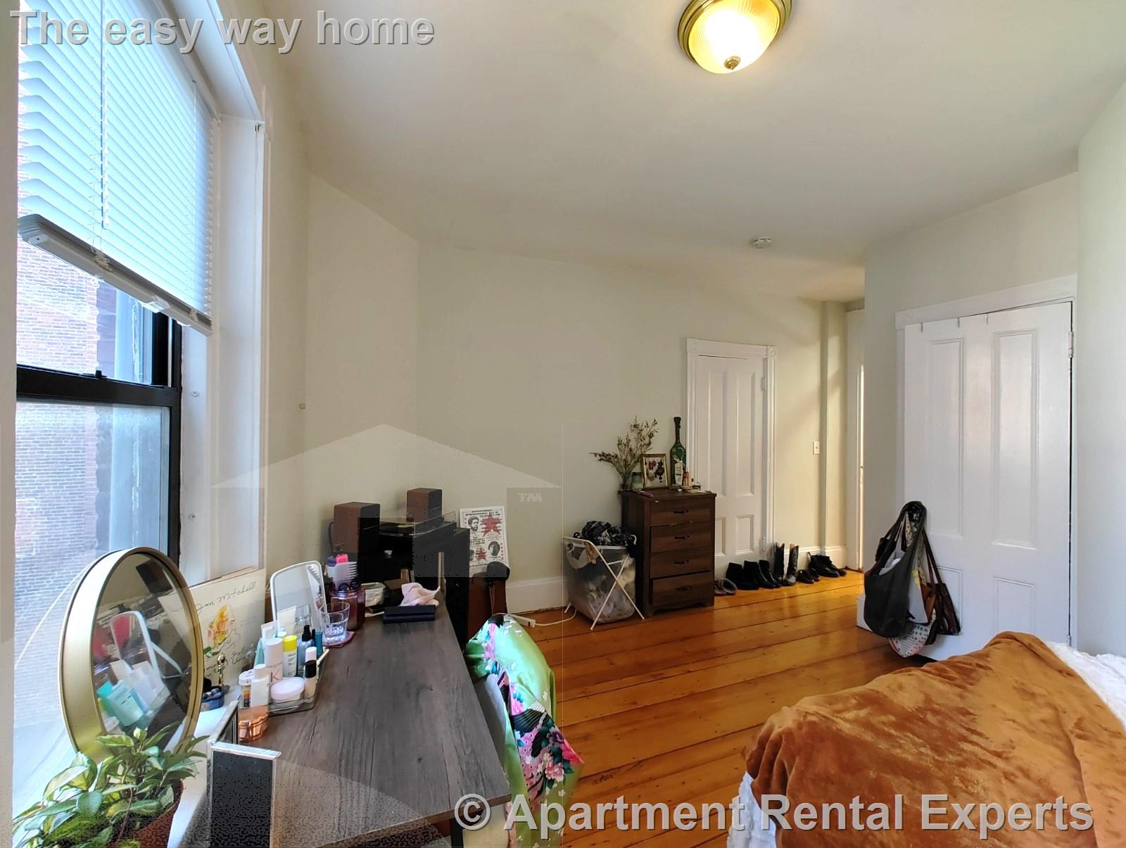 313 Cambridge St, East Cambridge