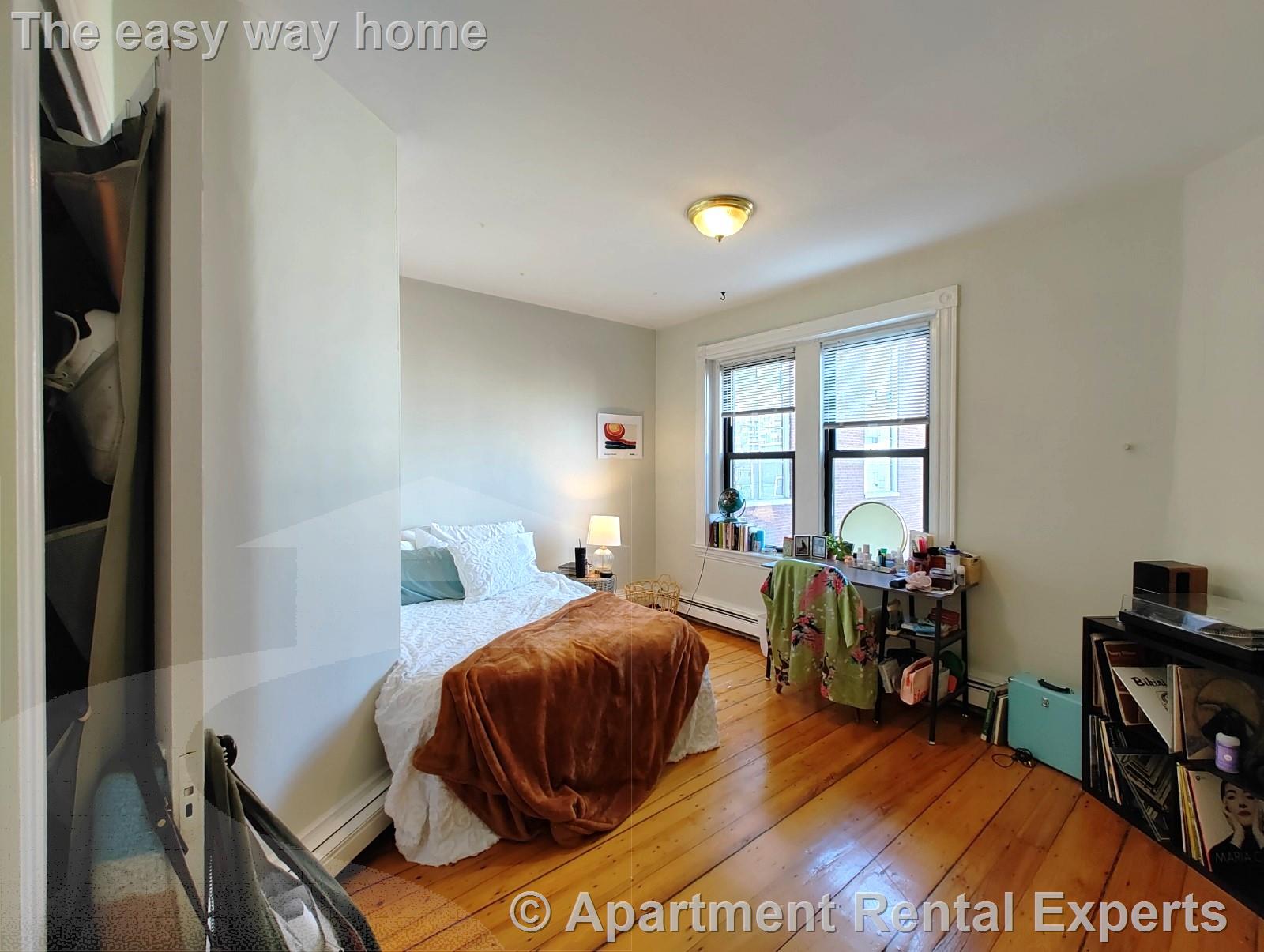 313 Cambridge St, East Cambridge