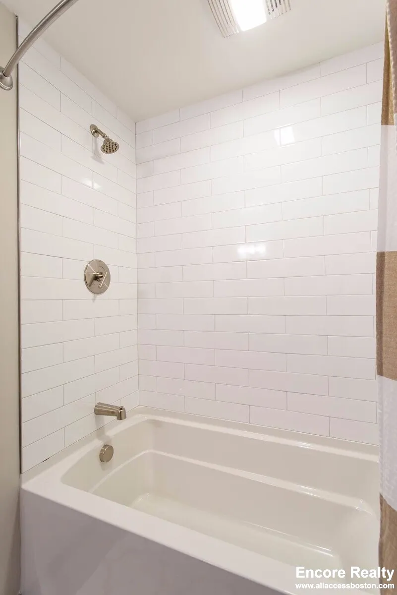 45 Marion St, Coolidge Corner