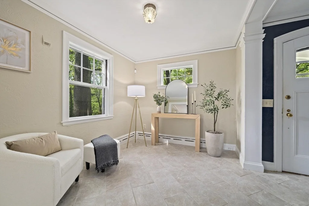 19 Ridge Rd, Newton