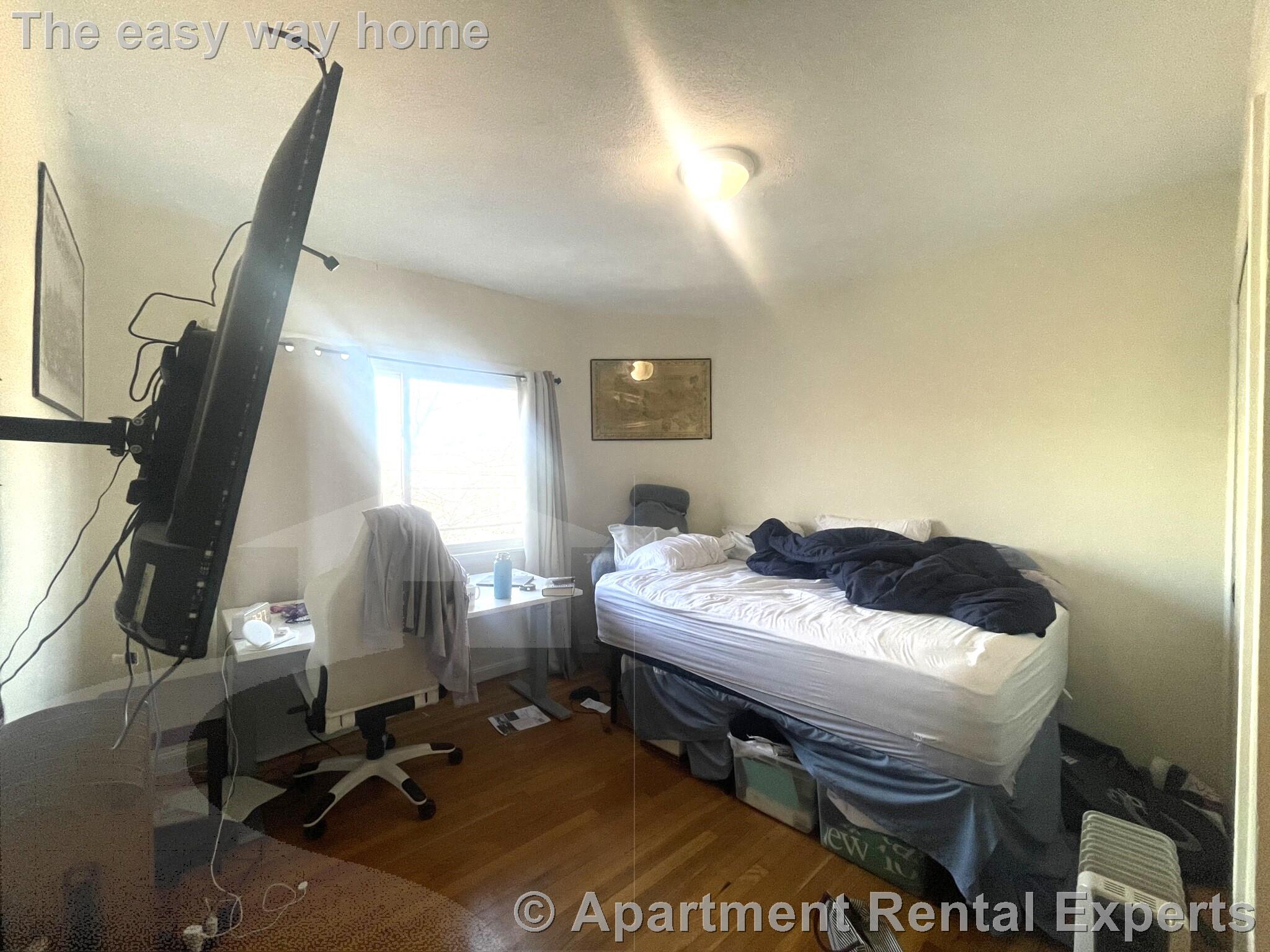 227 Boston Ave, Medford