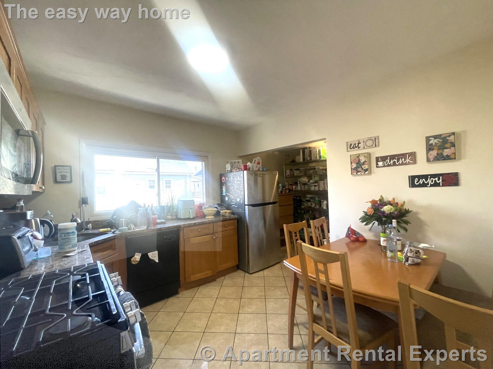 227 Boston Ave, Tufts