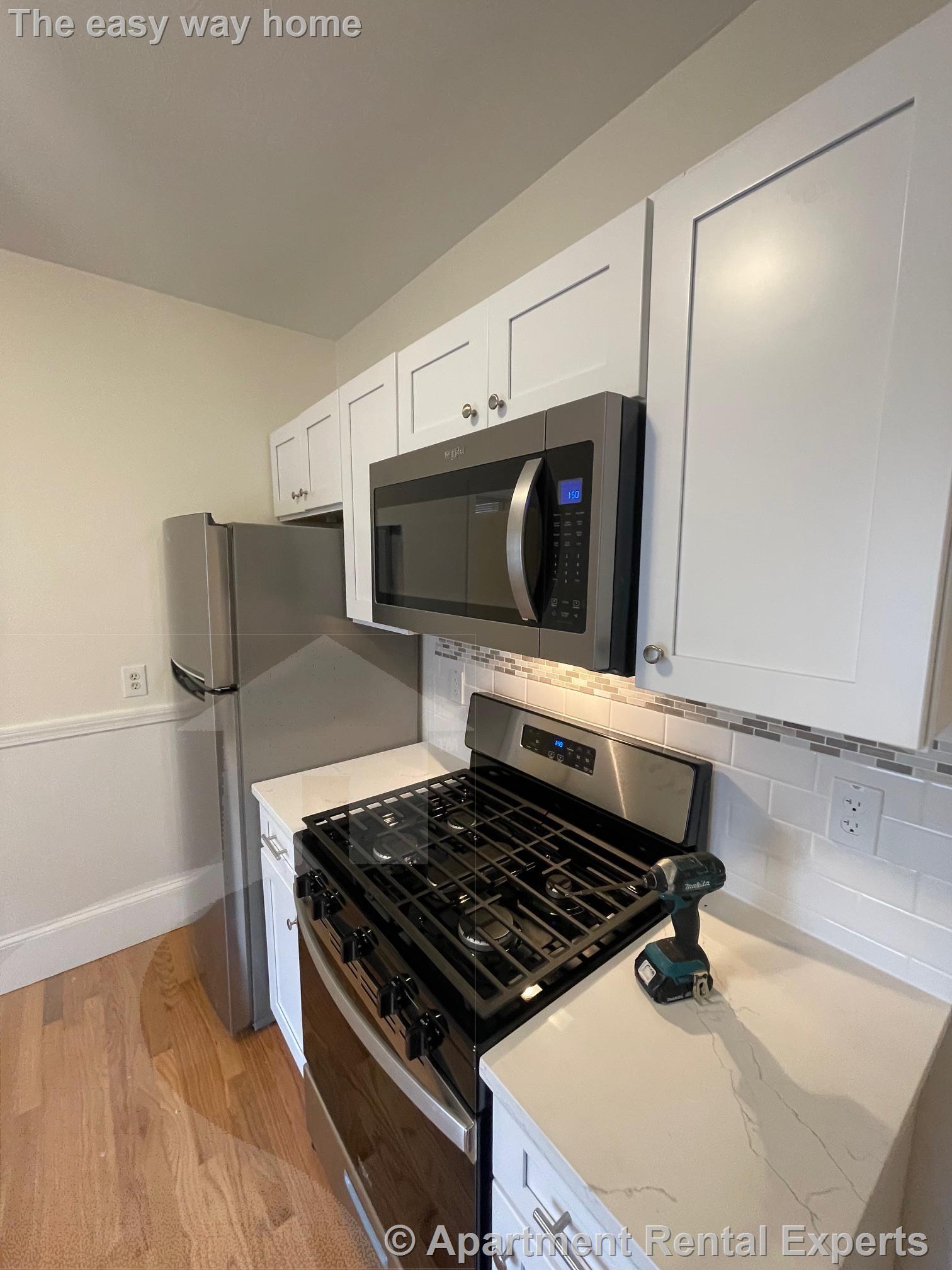 2 Cypress St, Spring Hill