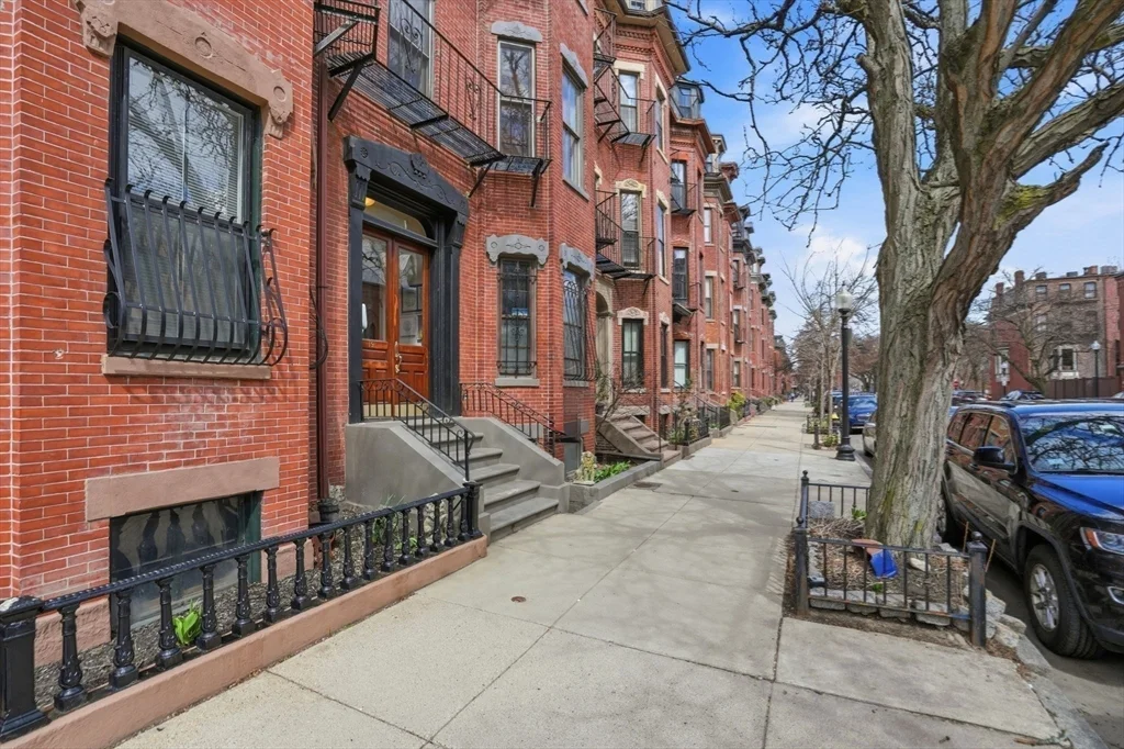 191 Warren Ave, South End