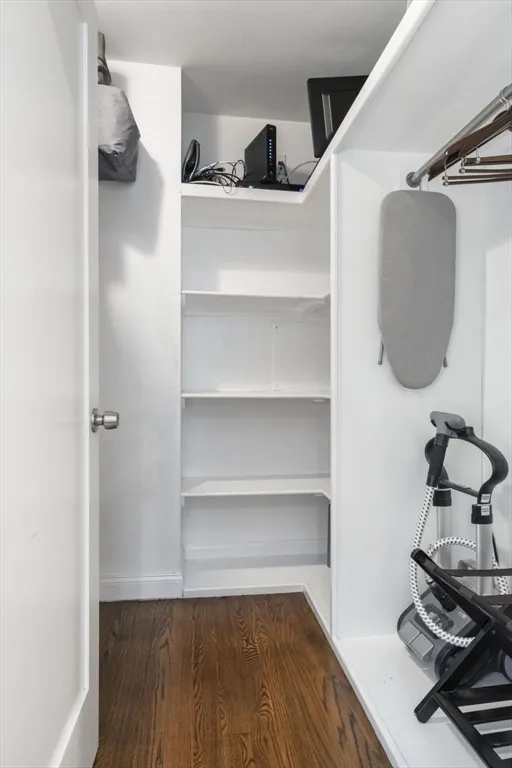 532 East Broadway, South Boston