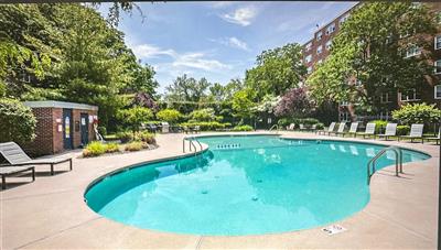 205 Walden St, Neighborhood Nine