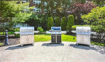 205 Walden St, Neighborhood Nine