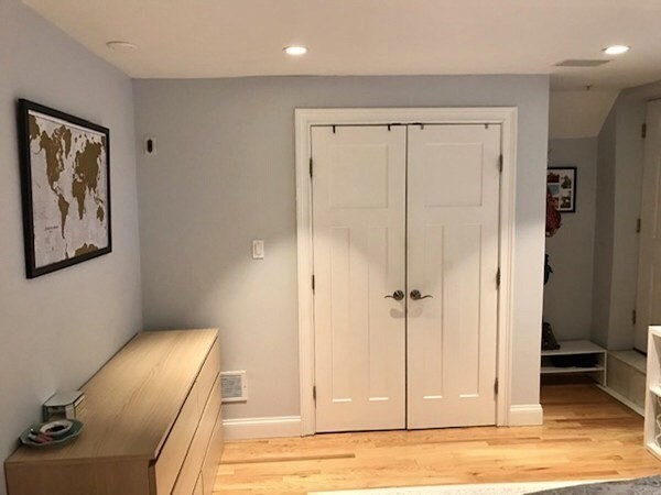 252 Gold St, South Boston