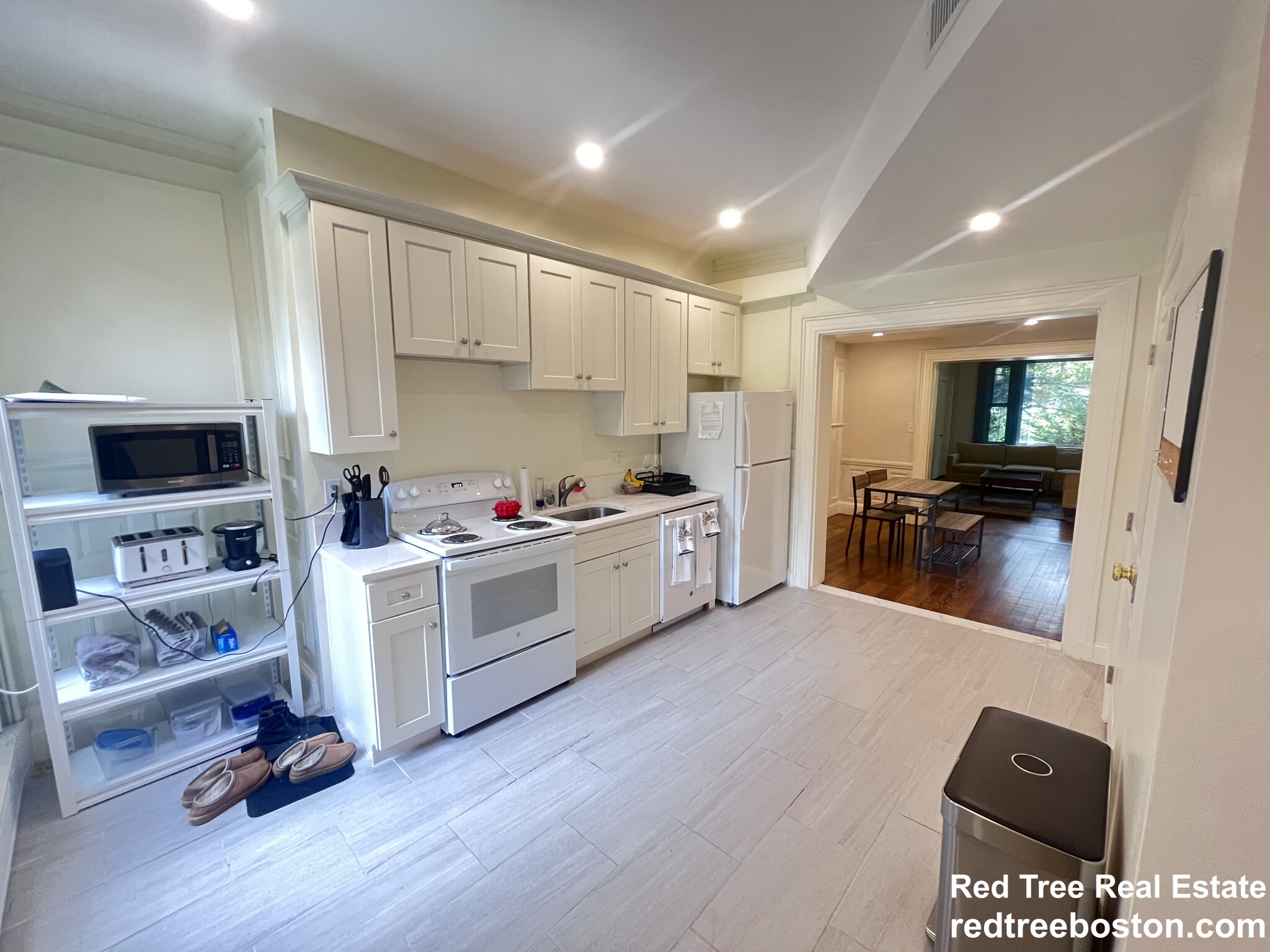 1712 Beacon St, Brookline