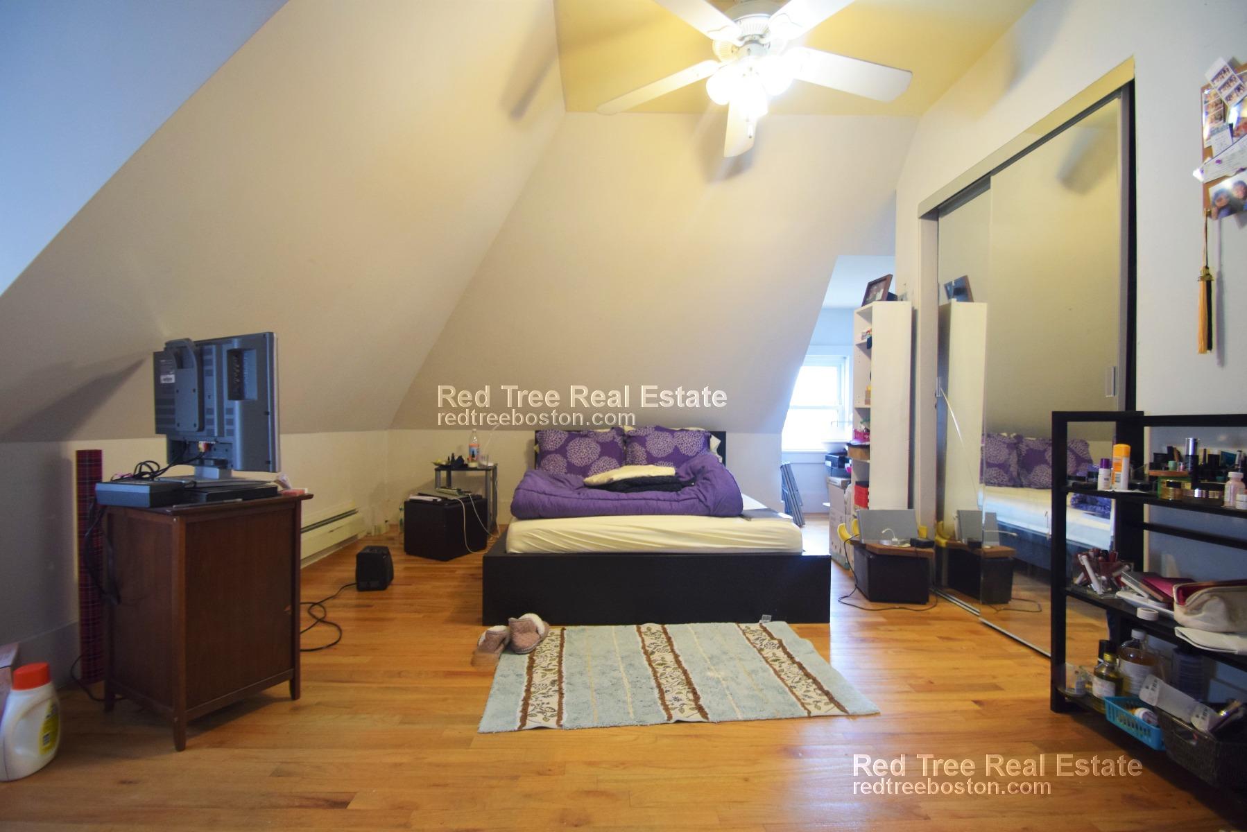 68 Boylston Pl, Boylston Street