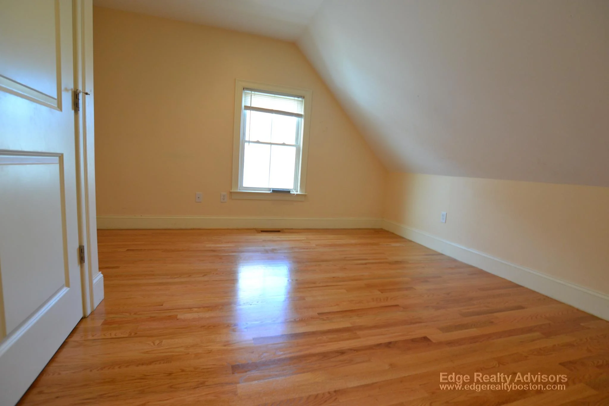 25 Lothrop St, Brighton