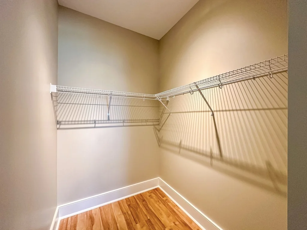 25 Stonehaven Dr, Weymouth