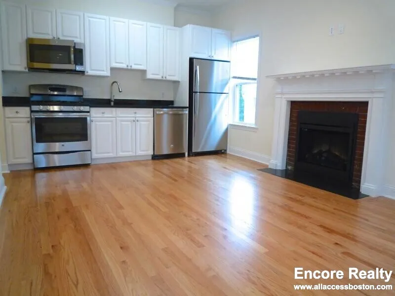 65 Langdon St, Neighborhood Nine